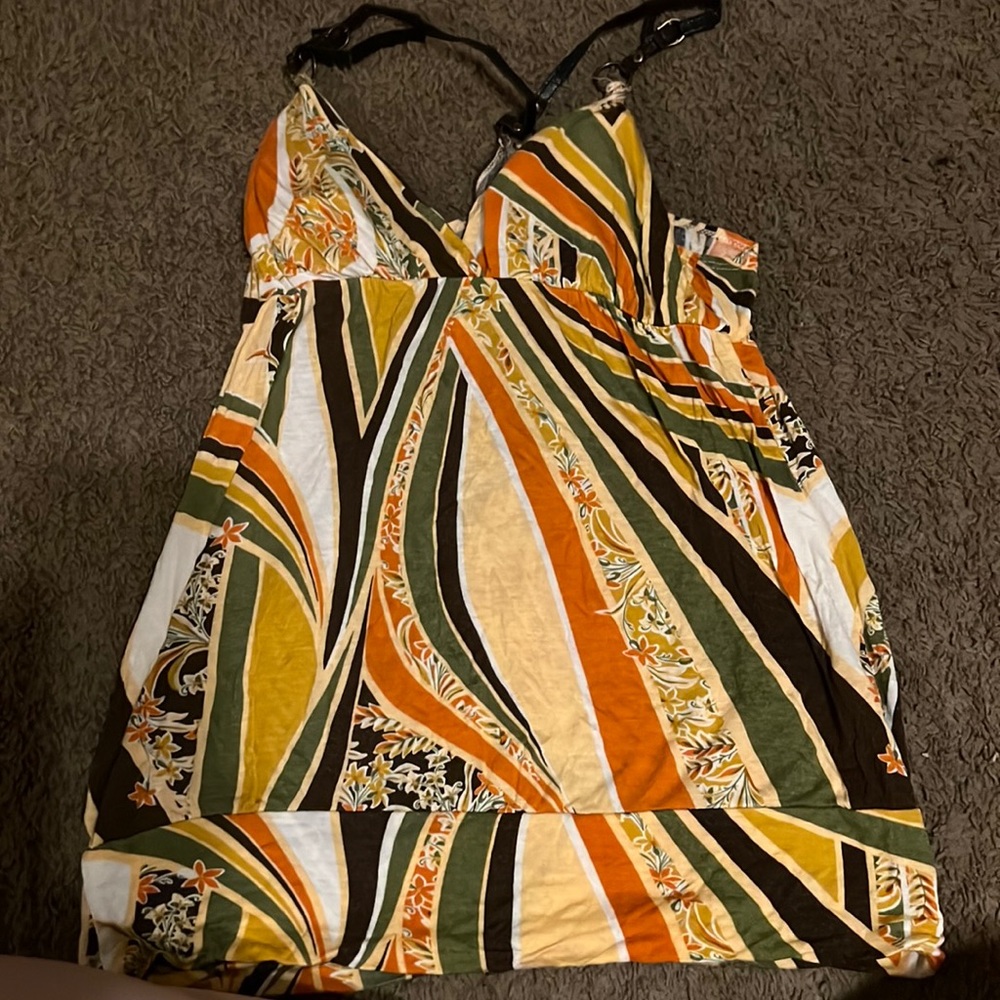 Tank top with buckle detail straps